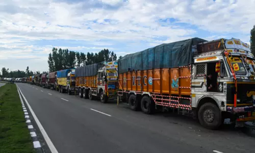 भारत का हाईवे नेटवर्क 1.46 लाख किलोमीटर पार, दुनिया में दूसरा सबसे बड़ा भारत का हाईवे नेटवर्क 1.46 लाख किलोमीटर पार, दुनिया में दूसरा सबसे बड़ा
