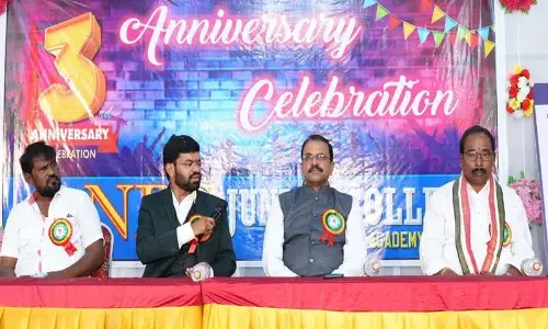 रैंक हासिल करें और माता-पिता का नाम रोशन करें: V.V. Lakshminarayana रैंक हासिल करें और माता-पिता का नाम रोशन करें: V.V. Lakshminarayana