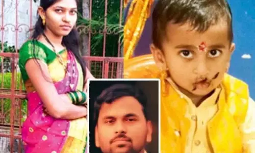 Buldhana दहल गया: राहुल ने रूपाली पर कुल्हाड़ी से वार किया, 4 साल की बच्ची की हत्या Buldhana दहल गया: राहुल ने रूपाली पर कुल्हाड़ी से वार किया, 4 साल की बच्ची की हत्या