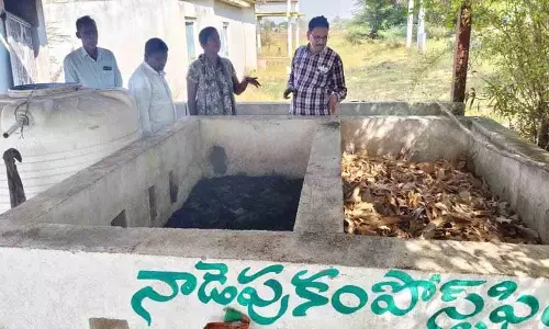 पेड्डापल्ली DPO वीरा बुचैया ने कहा, घर के आस-पास के इलाकों में सफाई रखें पेड्डापल्ली DPO वीरा बुचैया ने कहा, घर के आस-पास के इलाकों में सफाई रखें