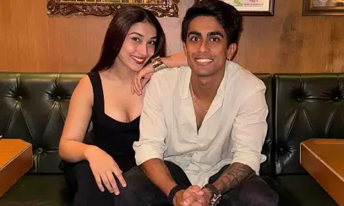आकृति नेगी के BF ने ब्रेकअप अफवाहों पर दी प्रतिक्रिया आकृति नेगी के BF ने ब्रेकअप अफवाहों पर दी प्रतिक्रिया