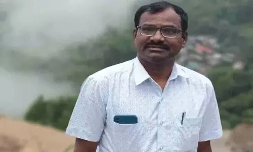 Lawyer की कार में इलाज के दौरान हार्ट अटैक से मौत