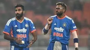 IND vs NZ ODI: न्यूजीलैंड वनडे सीरीज में नहीं खेलेंगे हार्दिक पांड्या और जसप्रीत बुमराह IND vs NZ ODI: न्यूजीलैंड वनडे सीरीज में नहीं खेलेंगे हार्दिक पांड्या और जसप्रीत बुमराह