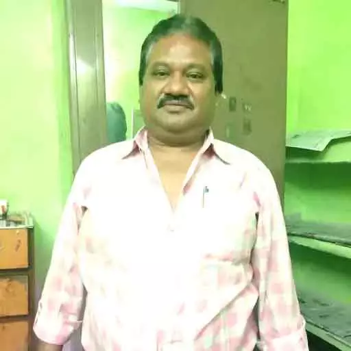 SECL कर्मचारी को मिर्गी का दौरा पड़ा शराब दुकान में, मौत SECL कर्मचारी को मिर्गी का दौरा पड़ा शराब दुकान में, मौत