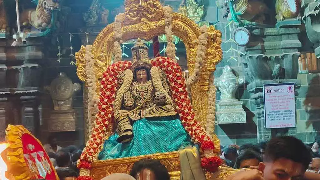 Chidambaram के थिल्लई गोविंदराज पेरुमल मंदिर में परमपथ गेट का उद्घाटन Chidambaram के थिल्लई गोविंदराज पेरुमल मंदिर में परमपथ गेट का उद्घाटन