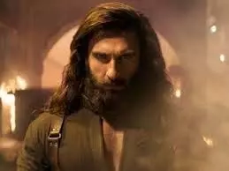 Monday Box Office: मंडे को फिर बॉक्स ऑफिस लूट ले गई धुरंधर, जानें बाकी फिल्मों का हाल Monday Box Office: मंडे को फिर बॉक्स ऑफिस लूट ले गई धुरंधर, जानें बाकी फिल्मों का हाल
