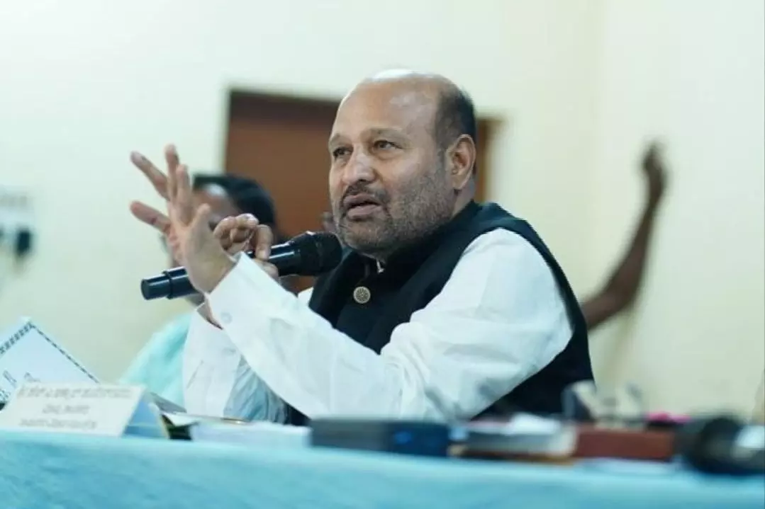Karnataka कांग्रेस में अंदरूनी खींचतान फिर सामने, CM पद को लेकर नया दावा Karnataka कांग्रेस में अंदरूनी खींचतान फिर सामने, CM पद को लेकर नया दावा