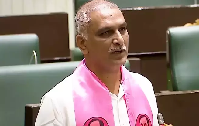 Telangana : हरीश ने कहा कि उत्तम सिंचाई मंत्री के तौर पर फेल रहे Telangana : हरीश ने कहा कि उत्तम सिंचाई मंत्री के तौर पर फेल रहे
