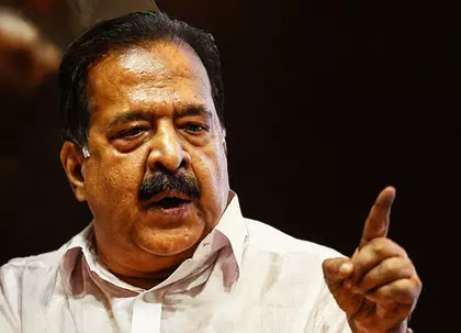 केरल: चेन्निथला ने CM विजयन पर ध्यान भटकाने वाली राजनीति करने का आरोप लगाया केरल: चेन्निथला ने CM विजयन पर ध्यान भटकाने वाली राजनीति करने का आरोप लगाया