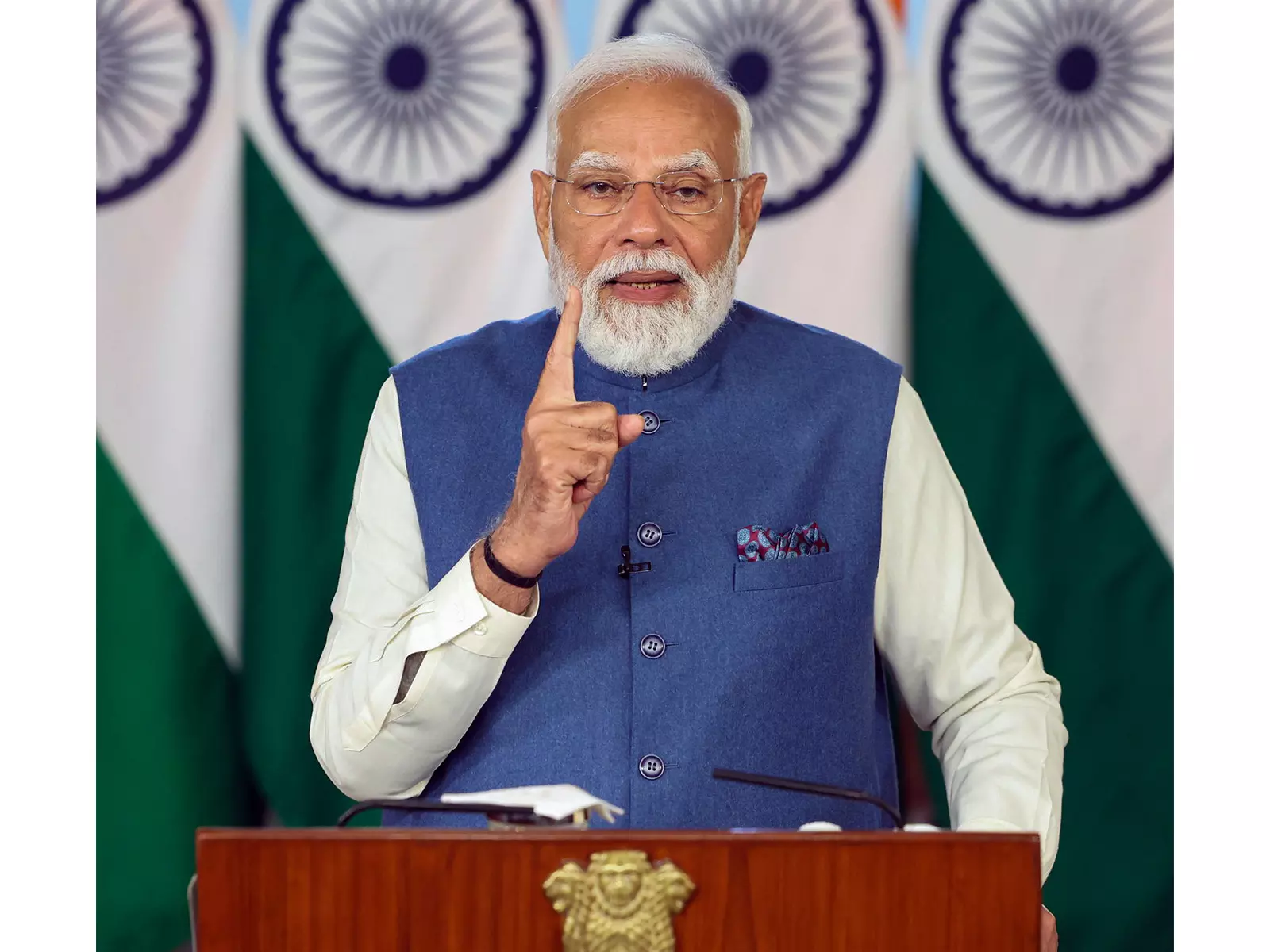 नेताजी द्वारा तिरंगा फहराने को PM मोदी ने किया याद नेताजी द्वारा तिरंगा फहराने को PM मोदी ने किया याद