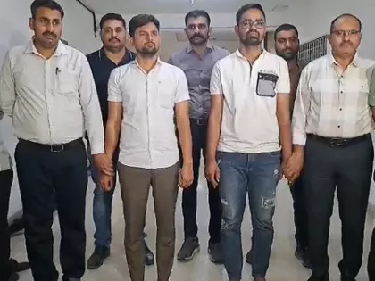 गुजरात में रंगदारी मांगने का मामला, AAP युवा नेता सहित दो की गिरफ्तारी गुजरात में रंगदारी मांगने का मामला, AAP युवा नेता सहित दो की गिरफ्तारी
