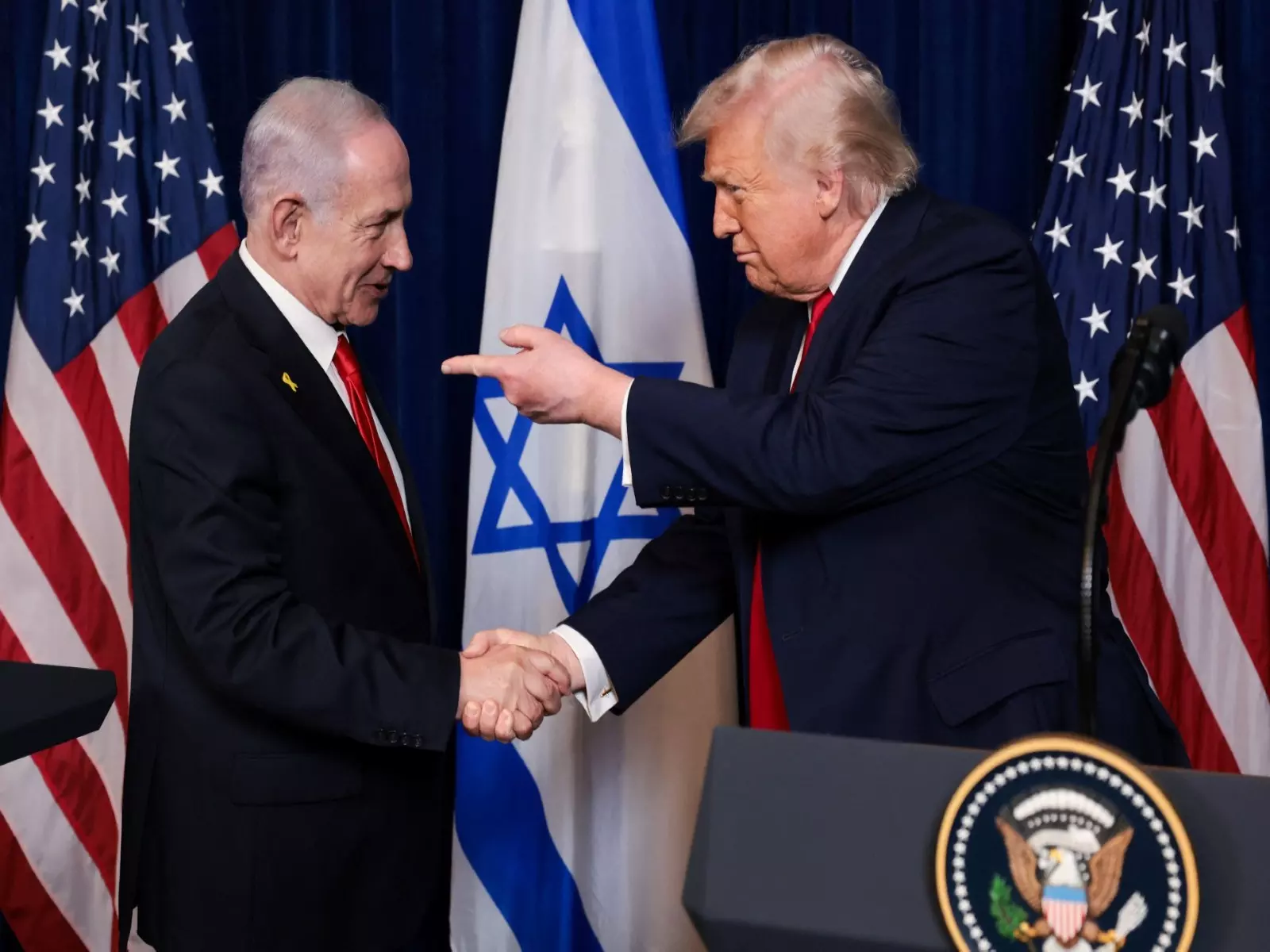 Trump का नेतन्याहू माफी दावा, इजरायली राष्ट्रपति ने खंडन किया Trump का नेतन्याहू माफी दावा, इजरायली राष्ट्रपति ने खंडन किया