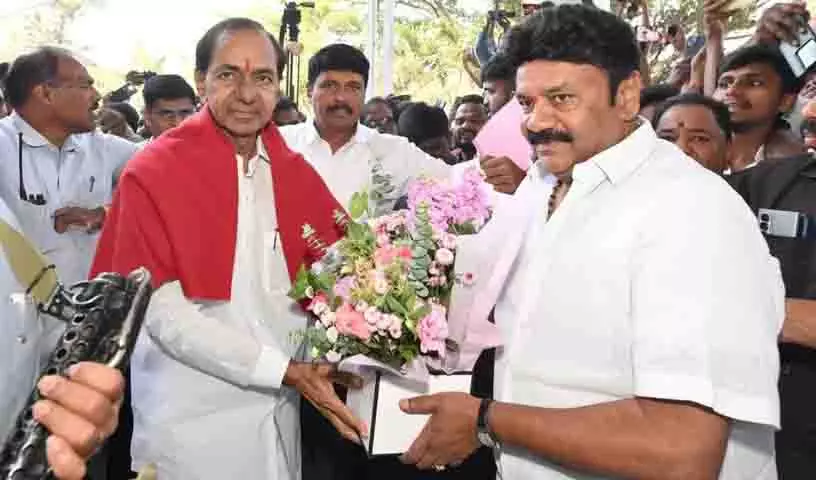 KCR की नई नियुक्तियां: हरीश, सबिता और तलसानी डिप्टी फ्लोर लीडर KCR की नई नियुक्तियां: हरीश, सबिता और तलसानी डिप्टी फ्लोर लीडर