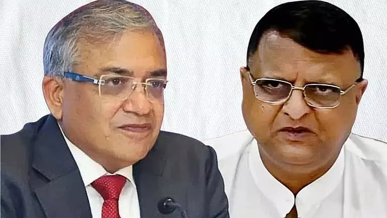 Purulia में सदमे से बुजुर्ग की मौत, दो के खिलाफ शिकायत दर्ज Purulia में सदमे से बुजुर्ग की मौत, दो के खिलाफ शिकायत दर्ज