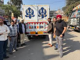 Ludhiana: भारी वाहनों पर रेट्रो-रिफ्लेक्टिव टेप लगाना सुनिश्चित करें