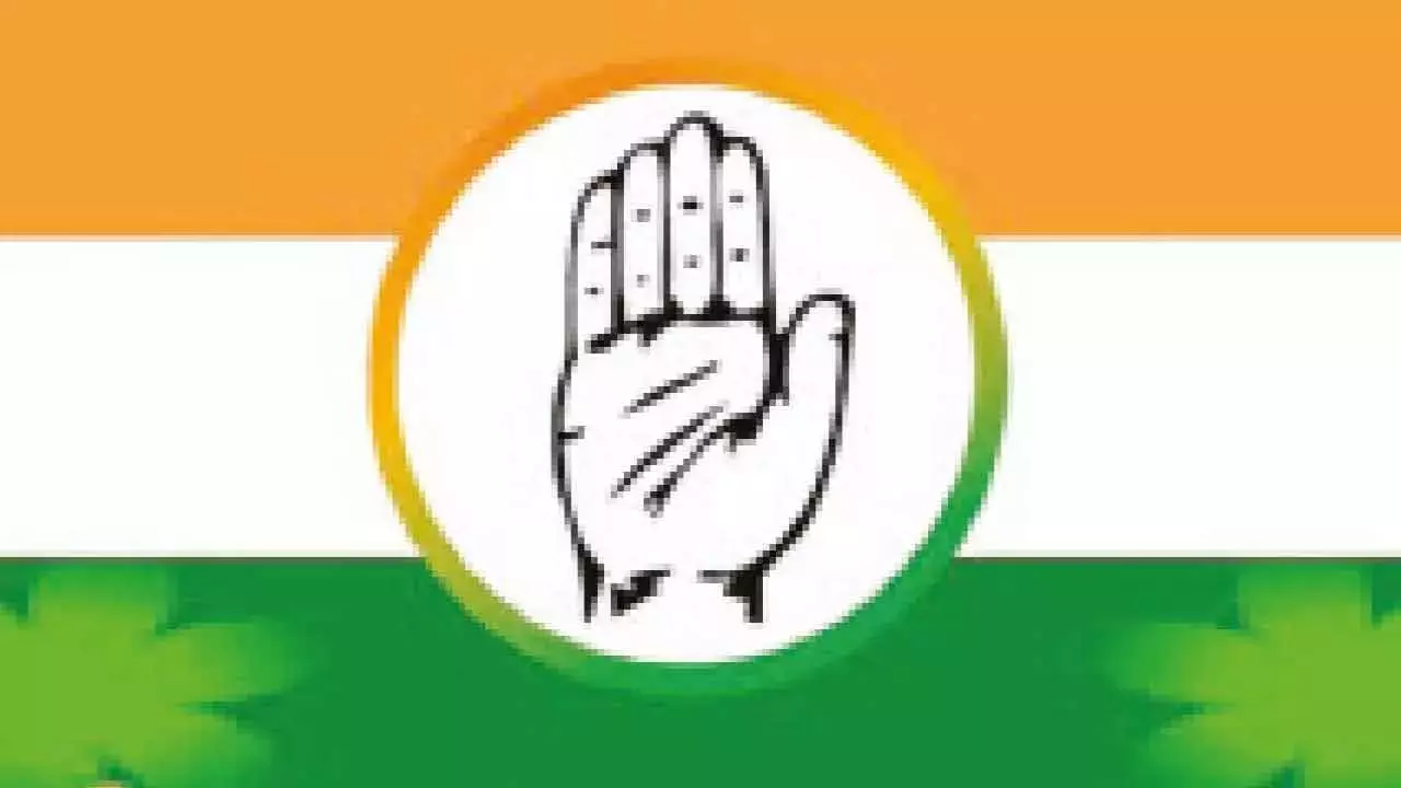 Telangana: पलामुरु पंचायत चुनाव में अंदरूनी कमियां उजागर हुईं Telangana: पलामुरु पंचायत चुनाव में अंदरूनी कमियां उजागर हुईं