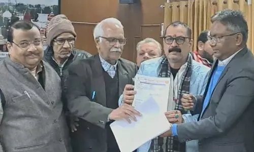Farrukhabad: वाहन फिटनेस सेंटर संचालकों की समस्याओं पर ध्यान देने की मांग Farrukhabad: वाहन फिटनेस सेंटर संचालकों की समस्याओं पर ध्यान देने की मांग