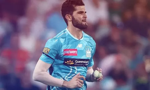 Shaheen Afridi घुटने की चोट के कारण BBL 15 से बाहर, रिहैब के लिए लाहौर जाएंगे Shaheen Afridi घुटने की चोट के कारण BBL 15 से बाहर, रिहैब के लिए लाहौर जाएंगे