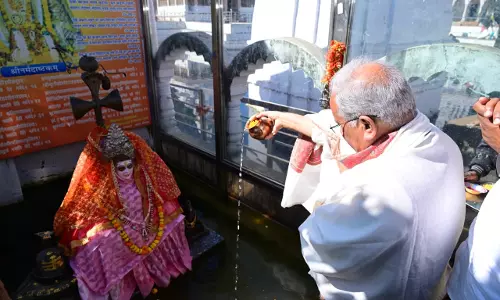 भूपेश बघेल ने अमरकंटक में मां नर्मदा के दर्शन किए