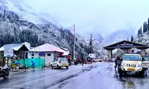 Shimla: हिमाचल के पहाड़ी इलाकों में सर्दी ने पकड़ी रफ्तार