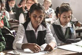 Delhi govt  डिजिटल जोखिमों का हवाला देते हुए स्कूल मेंटल हेल्थ कानून पर विचार कर रही