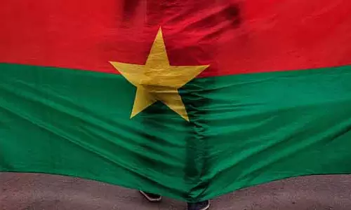 Mali and Burkina फासो ने बदले की कार्रवाई करते हुए अमेरिकी नागरिकों पर ट्रैवल बैन लगाया Mali and Burkina फासो ने बदले की कार्रवाई करते हुए अमेरिकी नागरिकों पर ट्रैवल बैन लगाया