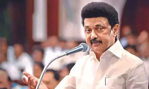 हड़ताल के खतरे के बीच पैनल ने CM Stalin को पेंशन रिपोर्ट सौंपी