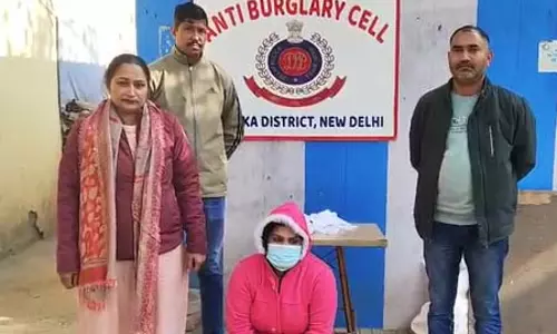घरेलू नौकरानी ने की चोरी, 3.80 लाख रुपए और गहनों के साथ गिरफ्तार