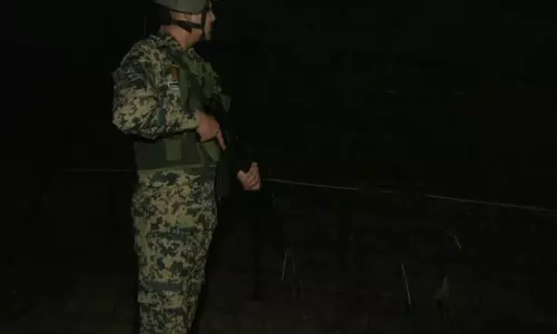Jammu सीमा पर BSF हाई अलर्ट, ठंड में सुरक्षा कड़ी
