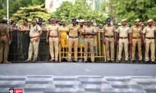 Tamil Nadu पुलिस में बड़ा फेरबदल; 50 से ज़्यादा अधिकारियों का ट्रांसफर Tamil Nadu पुलिस में बड़ा फेरबदल; 50 से ज़्यादा अधिकारियों का ट्रांसफर
