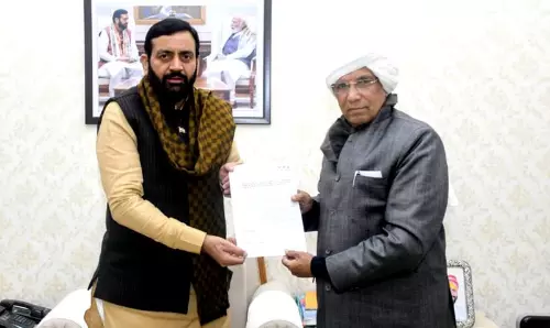 पूर्व मंत्री ने CM सैनी से मुलाकात की, फसल नुकसान और जलभराव का मुद्दा उठाया पूर्व मंत्री ने CM सैनी से मुलाकात की, फसल नुकसान और जलभराव का मुद्दा उठाया