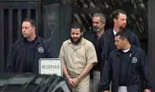 ISIS को सपोर्ट करने के लिए US के आदमी पर इंटरनेशनल टेररिज्म का आरोप