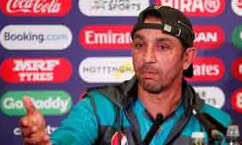 PCB  ने टेस्ट कोच अजहर महमूद से नाता तोड़ा