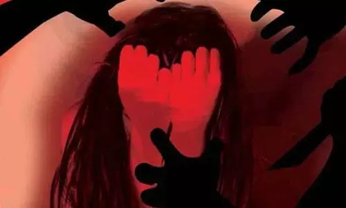 Faridabad में चलती वैन में महिला से 2 घंटे तक गैंगरेप, फिर सड़क पर फेंका