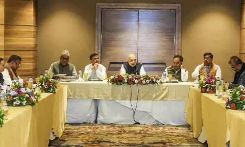 शाह ने कोलकाता में BJP के जन प्रतिनिधियों से मुलाकात की