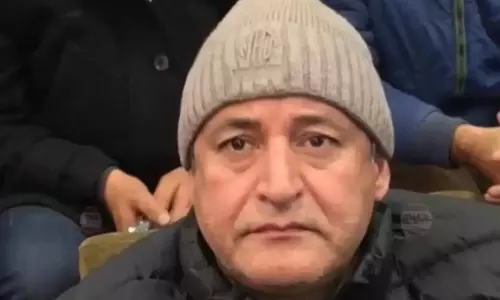 Srinagar: जम्मू-कश्मीर में रिटायर्ड कर्मचारियों की नियुक्ति मुद्दा बनी Srinagar: जम्मू-कश्मीर में रिटायर्ड कर्मचारियों की नियुक्ति मुद्दा बनी