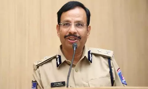 Hyderabad पुलिस ने नए साल की पूर्व संध्या पर सख्त कार्रवाई की चेतावनी दी Hyderabad पुलिस ने नए साल की पूर्व संध्या पर सख्त कार्रवाई की चेतावनी दी