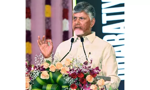 N. Chandrababu Naidu ने NTR भरोसा पेंशन लाभार्थियों को नव वर्ष की शुभकामनाएं दी N. Chandrababu Naidu ने NTR भरोसा पेंशन लाभार्थियों को नव वर्ष की शुभकामनाएं दी