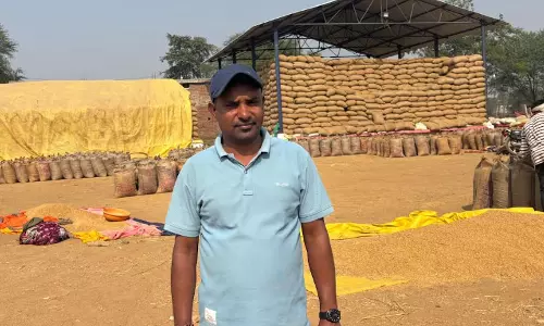 बम्हनी धान खरीदी केंद्र पर सुगमतापूर्वक धान खरीदी जारी बम्हनी धान खरीदी केंद्र पर सुगमतापूर्वक धान खरीदी जारी