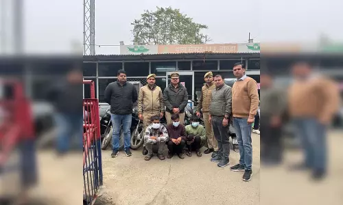 वाहन चोर गिरोह का किया पर्दाफाश, तीन शातिर गिरफ्तार वाहन चोर गिरोह का किया पर्दाफाश, तीन शातिर गिरफ्तार