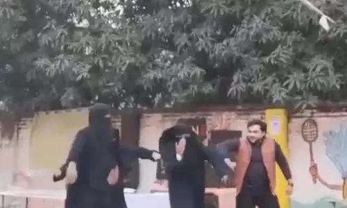 बुर्का पहने लड़कों का डांस, मच गया बवाल, स्कूल प्रिंसिपल ने सार्वजनिक पत्र जारी कर खेद प्रकट किया