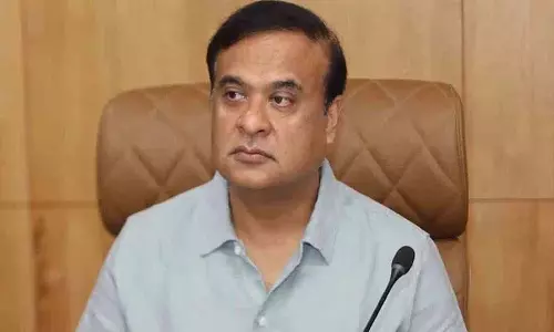Himanta Biswas Sarma ने असम में हिंदू दंपत्ति से कम से कम दो बच्चे पैदा करने का आग्रह किया