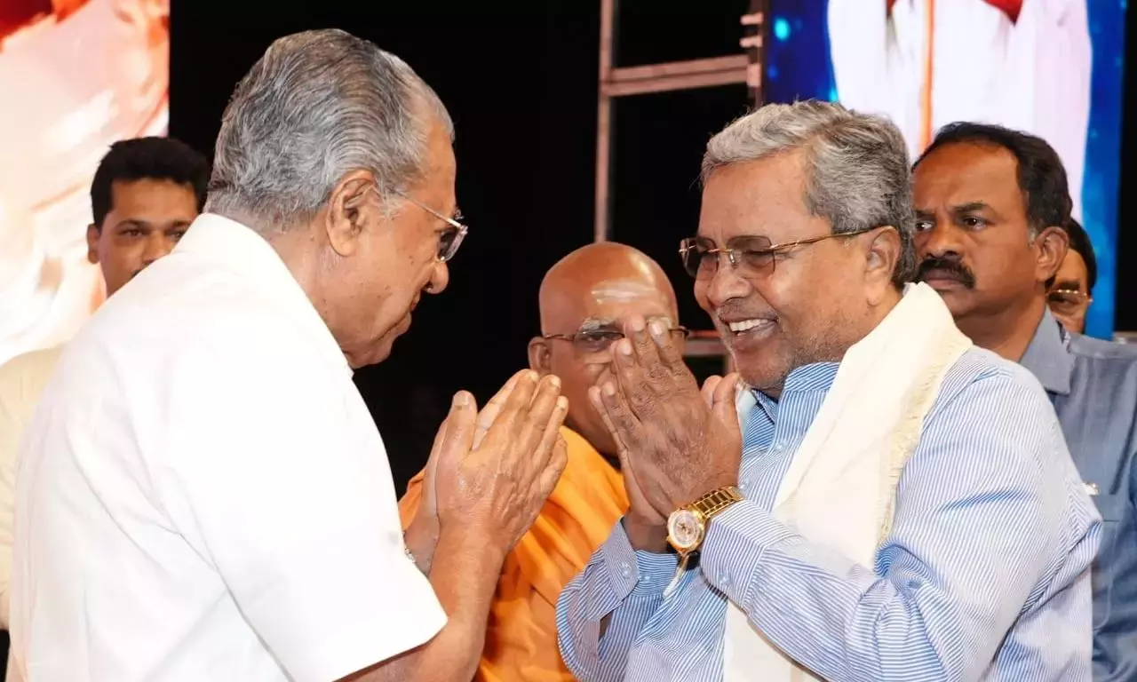 पिनाराई विजयन, सिद्धारमैया Kerala में 93वीं शिवगिरी तीर्थयात्रा में शामिल हुए