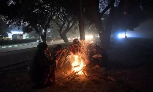 Chandigarh: क्षेत्र में नए साल का स्वागत घने कोहरे और गरज के साथ होगा Chandigarh: क्षेत्र में नए साल का स्वागत घने कोहरे और गरज के साथ होगा