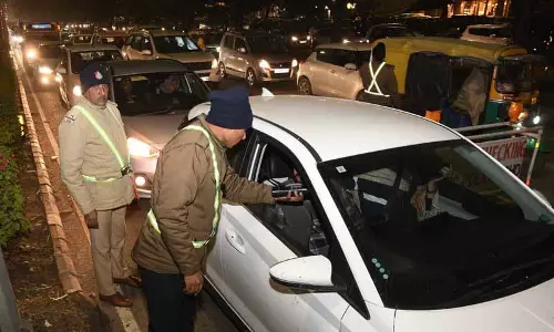 Chandigarh ट्राइसिटी कड़ी सुरक्षा के बीच 2026 का स्वागत करेगी Chandigarh ट्राइसिटी कड़ी सुरक्षा के बीच 2026 का स्वागत करेगी