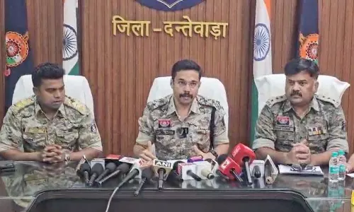 नक्सल विरोधी अभियान को ऐतिहासिक सफलता, 2025 में 272 नक्सलियों ने किया आत्मसमर्पण