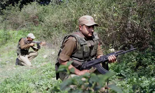 J&K: चिनाब घाटी में आतंकी खतरे से निपटने के लिए सुरक्षा बलों ने चौकसी बढ़ा दी