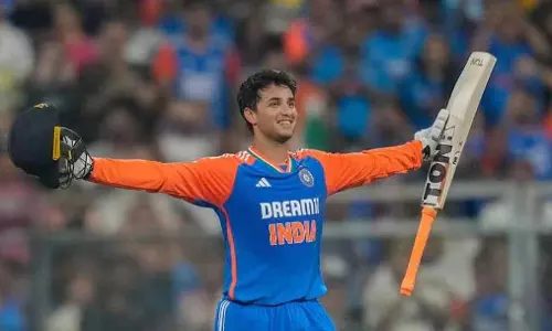 Abhishek Sharma का धमाकेदार 2025, टी20 क्रिकेट में बनाए कई ऐतिहासिक रिकॉर्ड Abhishek Sharma का धमाकेदार 2025, टी20 क्रिकेट में बनाए कई ऐतिहासिक रिकॉर्ड