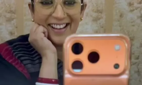 Irani ने दी प्रेरणा, कहा – 2026 में अपने लिए जीएं और रिस्क लें