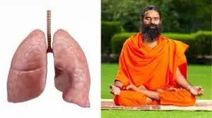 Health:स्वामी रामदेव ने बताया फेफड़ों को क्लीन करने का रामबाण तरीका Health:स्वामी रामदेव ने बताया फेफड़ों को क्लीन करने का रामबाण तरीका